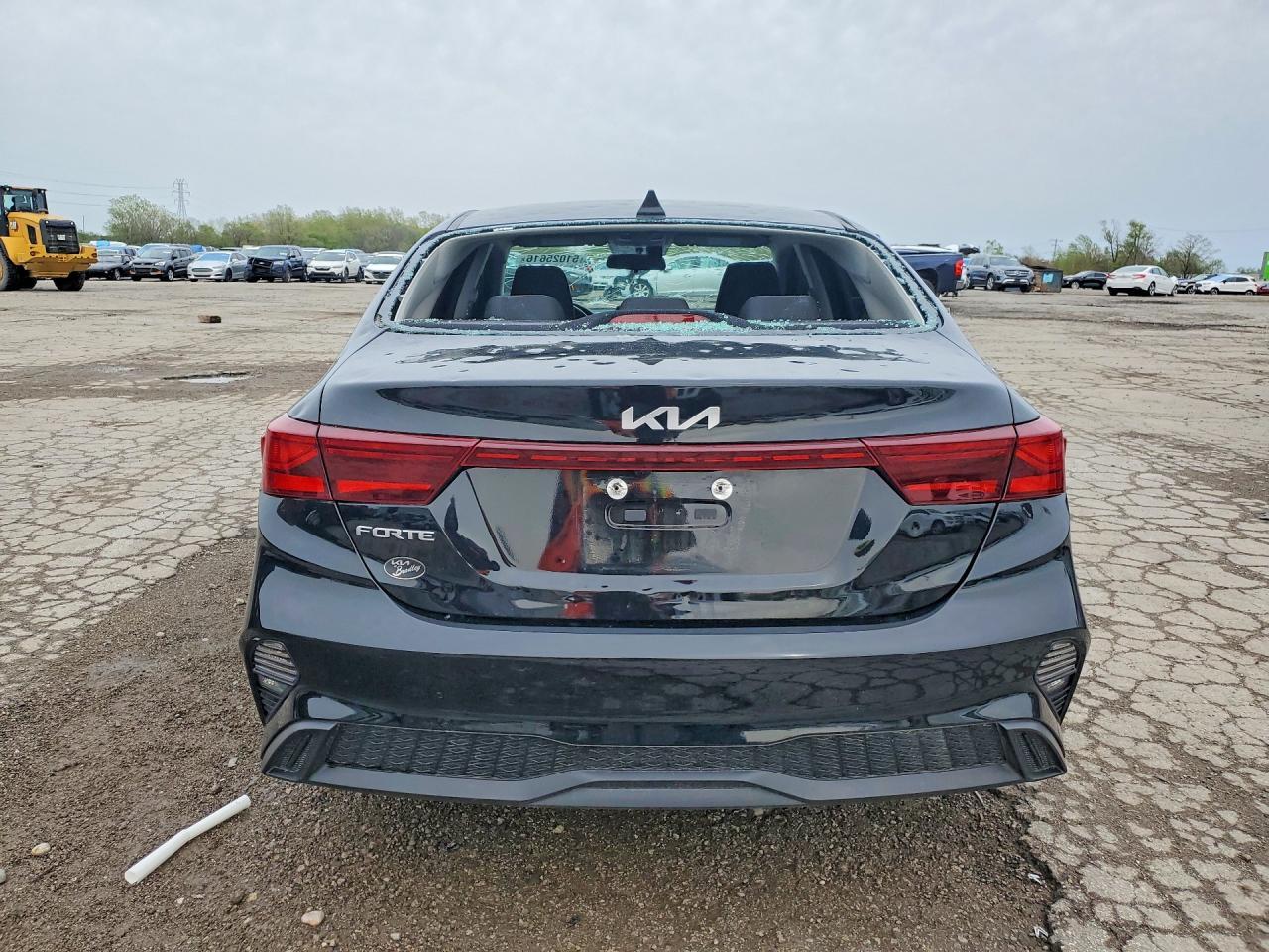 2024 KIA Forte lxs