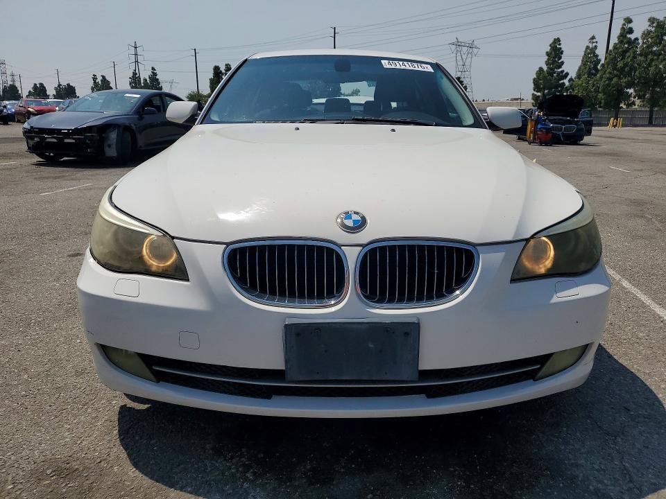 2009 BMW 528 i