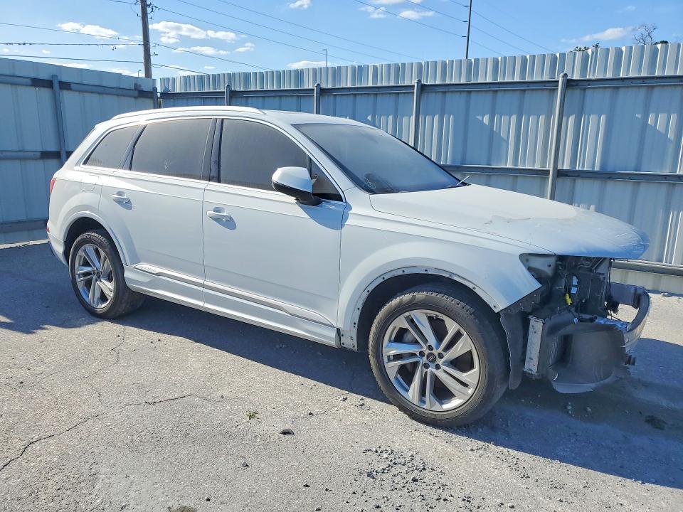 2021 Audi Q7 Premium