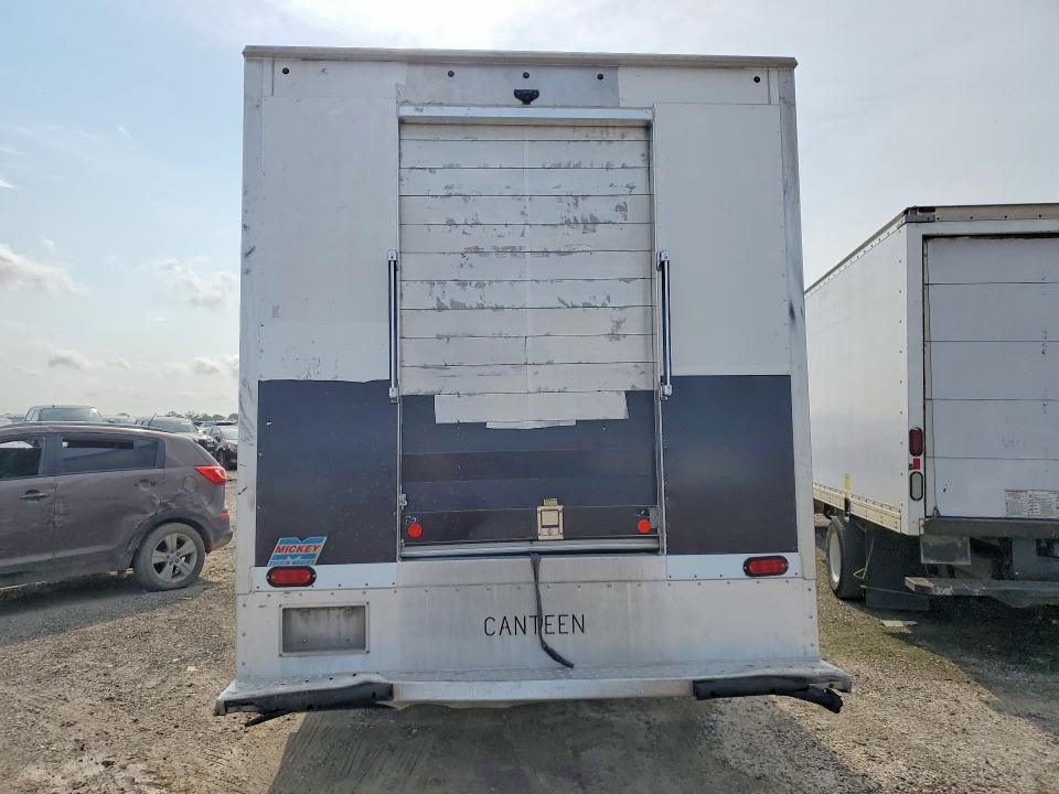 2018 Chevrolet Express Refrigerated BOX Truck