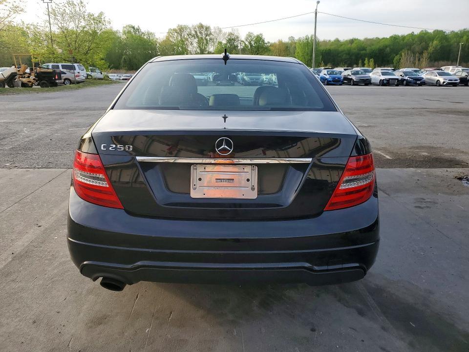 2014 Mercedes-Benz C 250