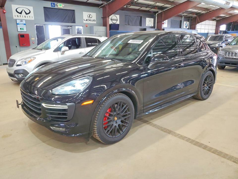 2016 Porsche Cayenne gts