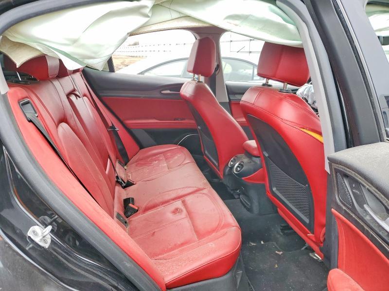 2020 Alfa Romeo Stelvio ti