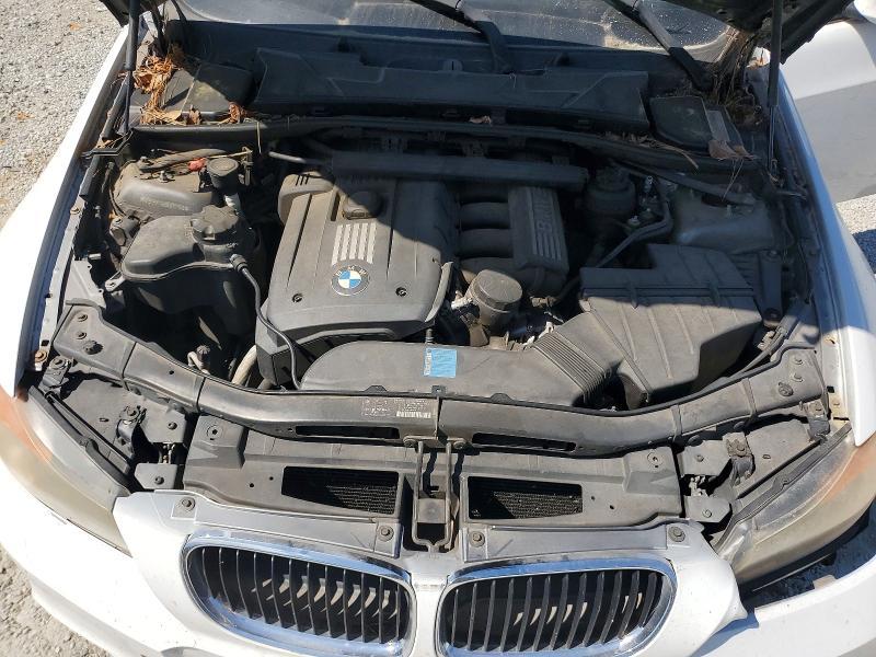 2009 BMW 328 i