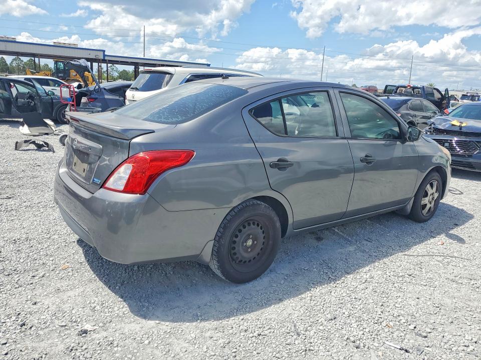 2016 Nissan Versa 1.6 s Plus