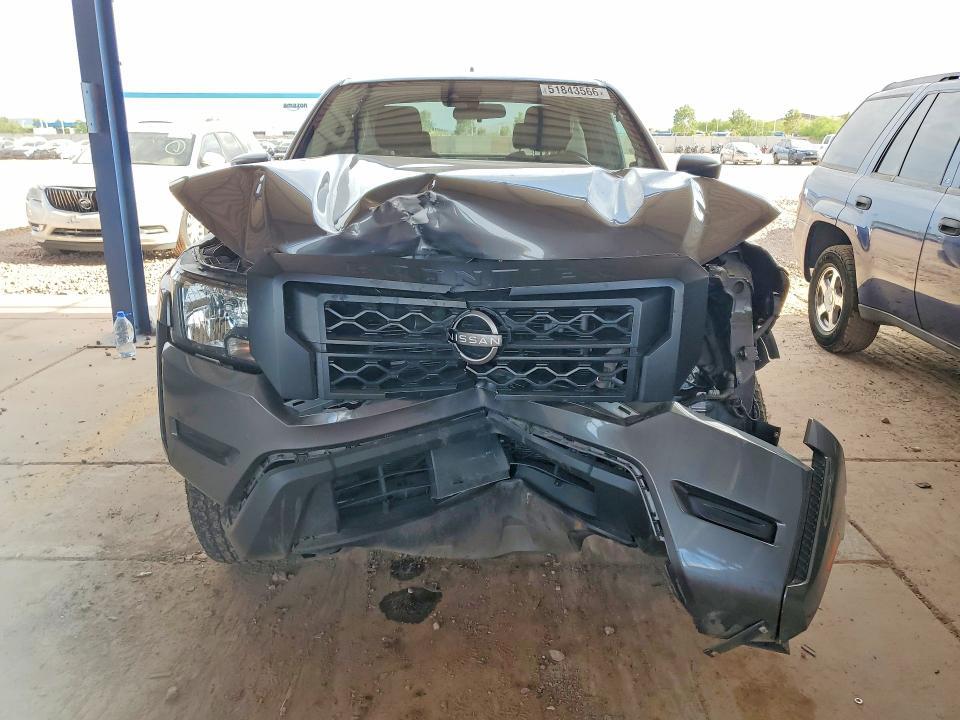 2022 Nissan Frontier S