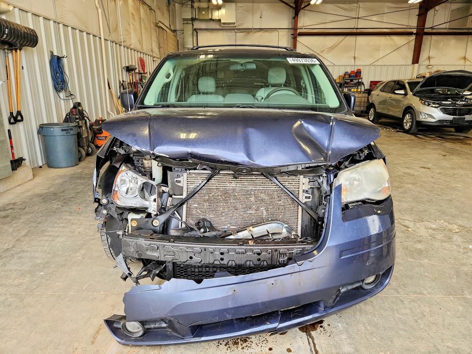 2008 Chrysler Town & Country Touring
