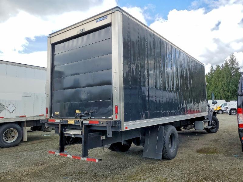 2020 Freigliner 2020 Freightliner Business Class M2 Refrigerated B