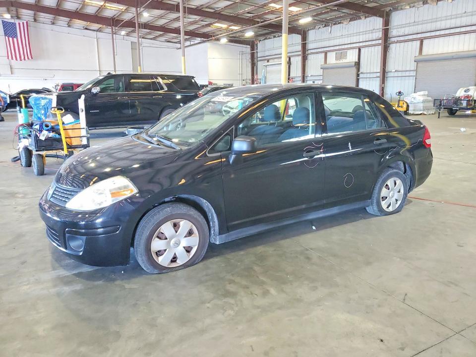 2011 Nissan Versa 1.6 Base