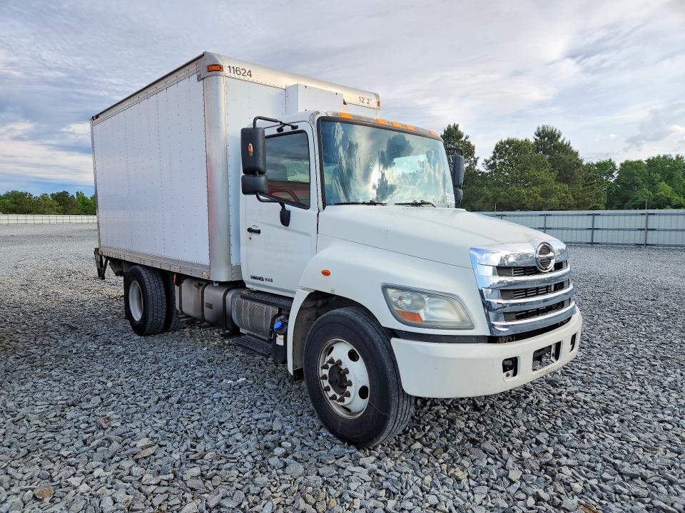 2013 Hino 258/268 BOX Truck