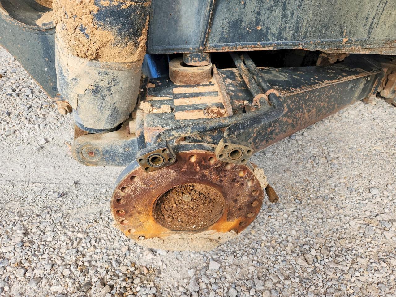 2010 Komatsu HM400-2-Articulated Haul Truck