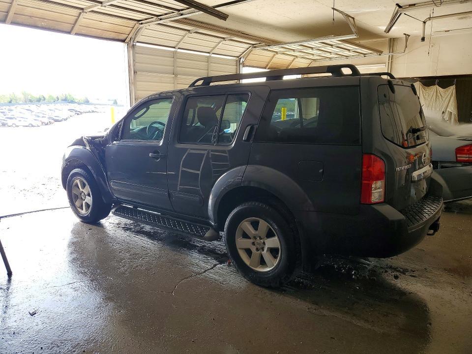 2011 Nissan Pathfinder s