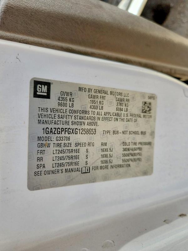 2016 Chevrolet Express G3500 LT