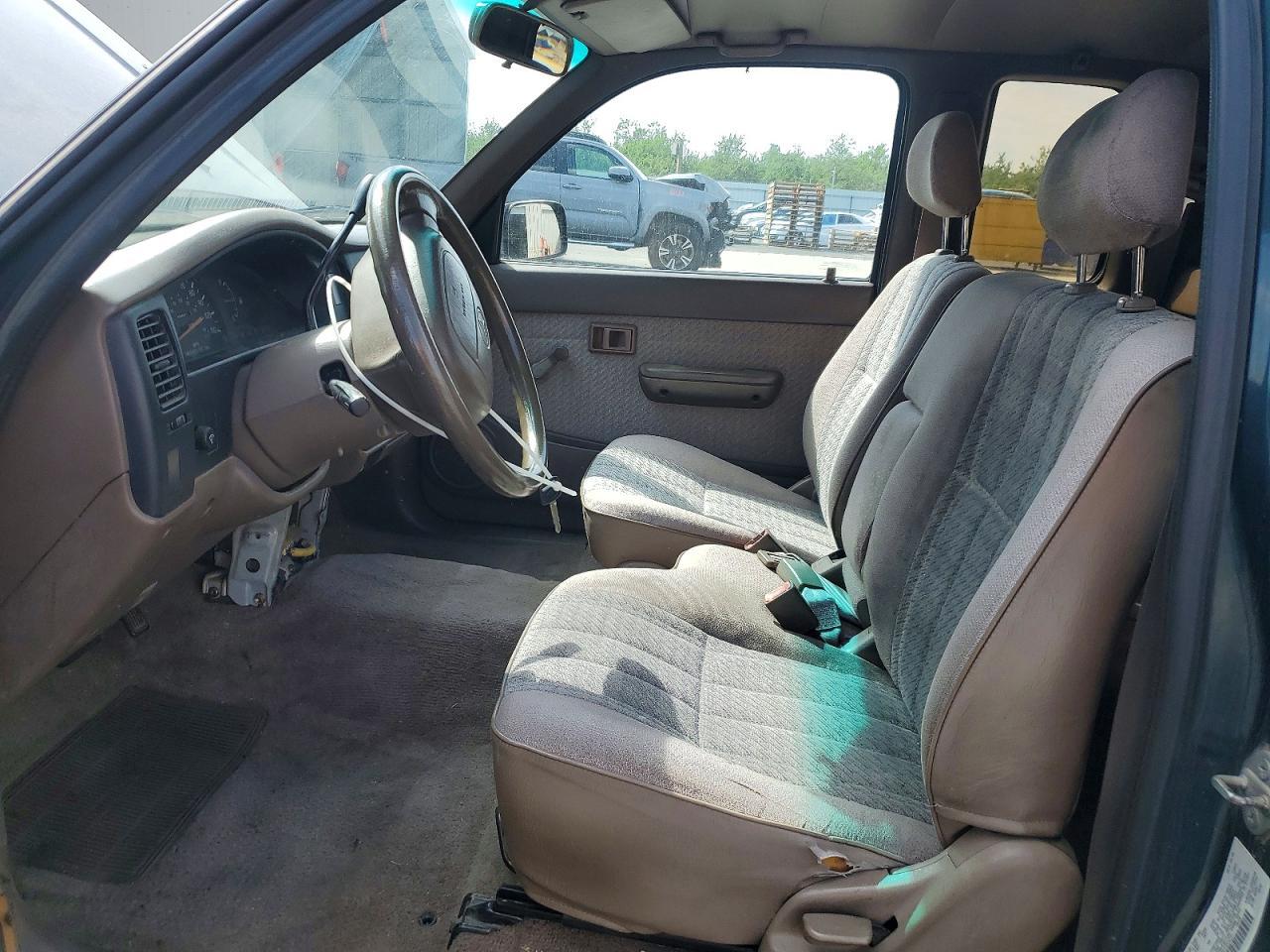 1996 Toyota Tacoma Base