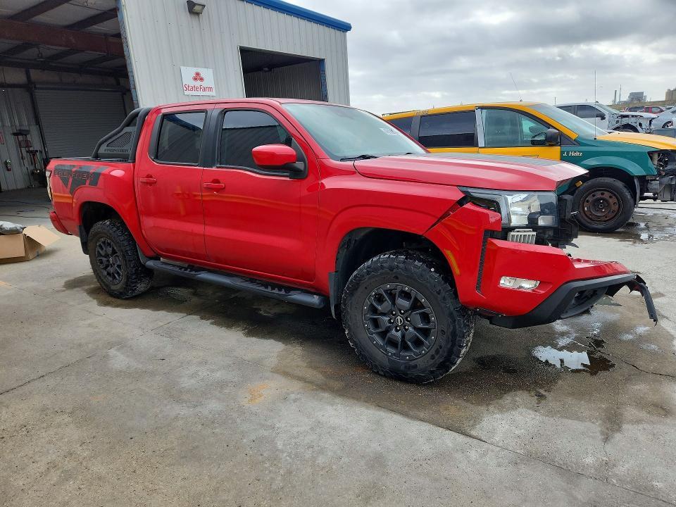 2022 Nissan Frontier SV