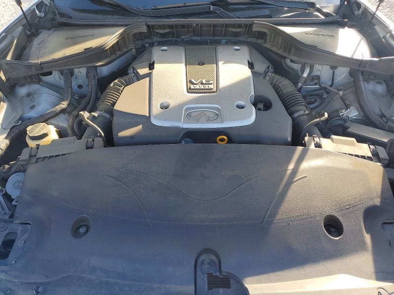 2015 Infiniti Q70 3.7