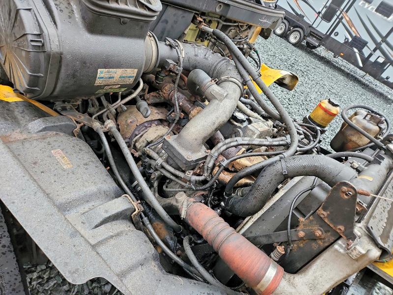 2015 Hino 258/268 BOX Truck