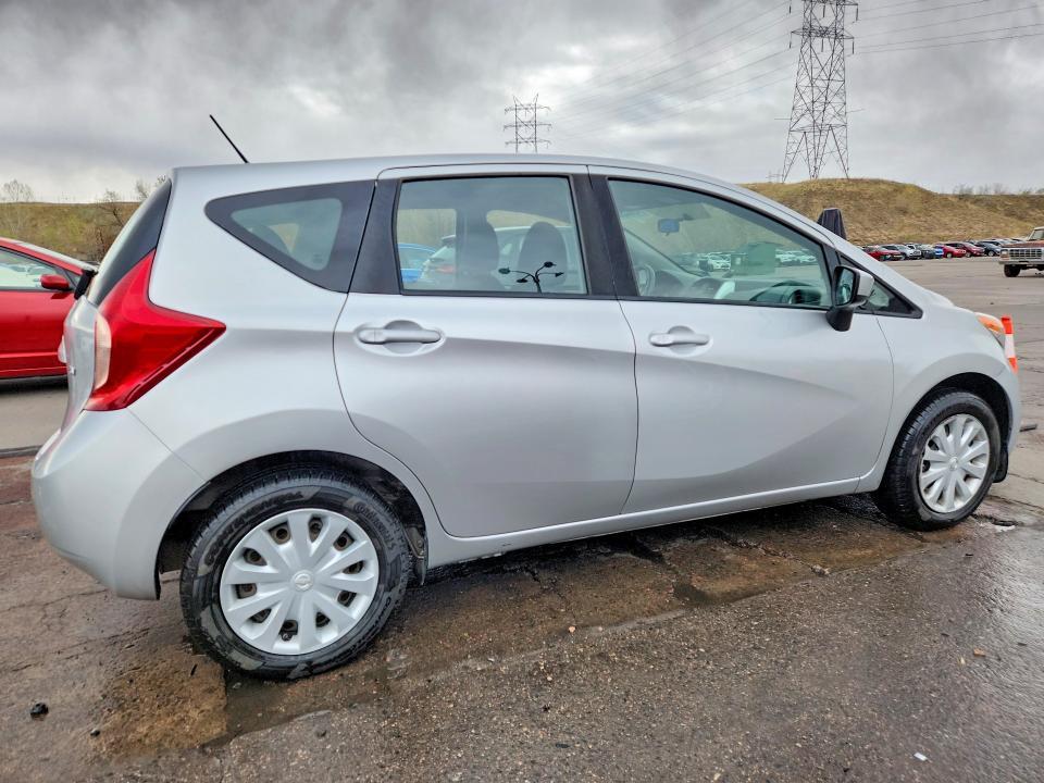 2016 Nissan Versa Note sv
