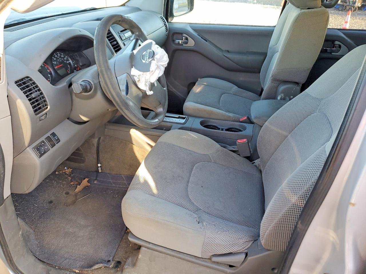 2010 Nissan Frontier SE V6