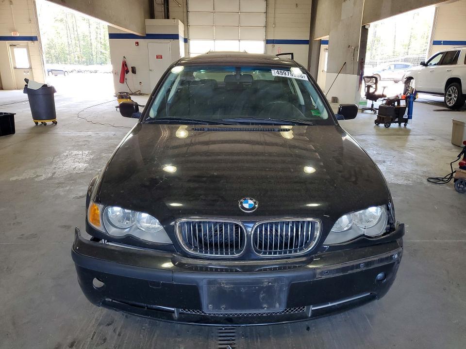 2003 BMW 330 i