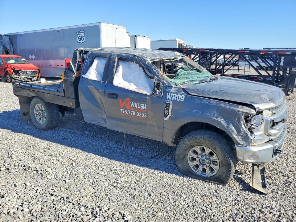 2021 Ford F250 Super Duty Flatbed Truck