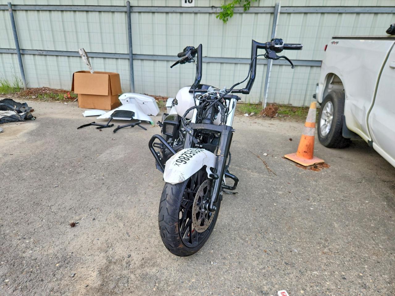 2024 Harley-Davidson Flhx