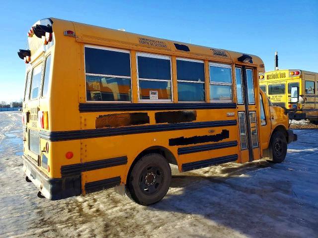 2010 Chev Express Cutaway G3500