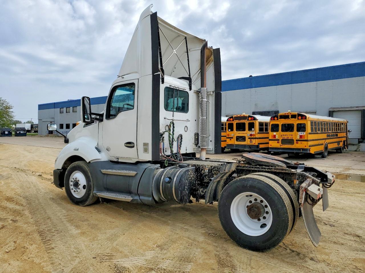 2018 Kenworth T680 Semi Truck