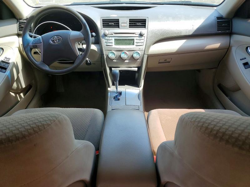 2009 Toyota Camry le