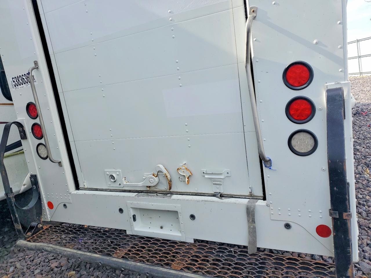 2021 Ford Econoline E450 Super Duty Commercial Stripped Chas