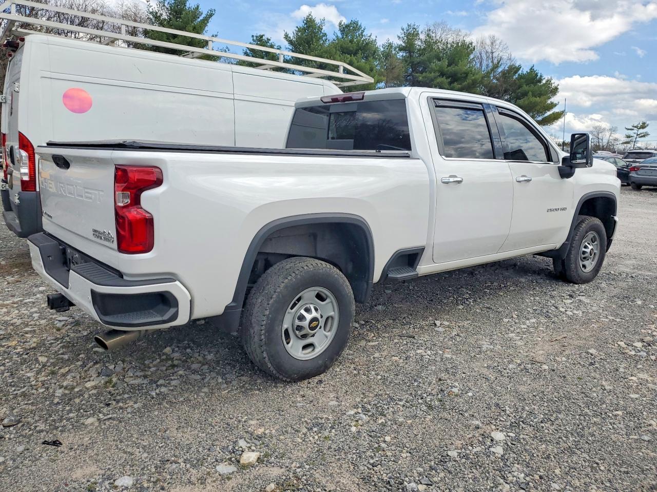 2022 Chevrolet Silverado K2500 High Country