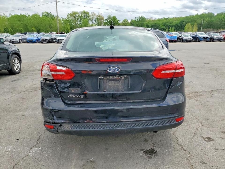 2017 Ford Focus s
