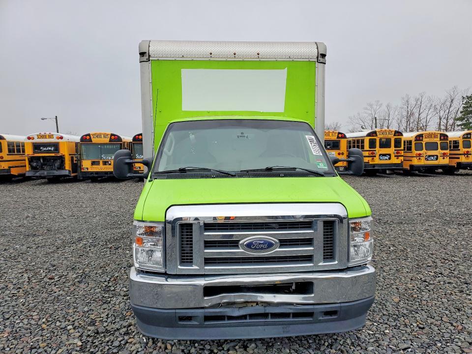 2021 Ford E450 BOX Truck