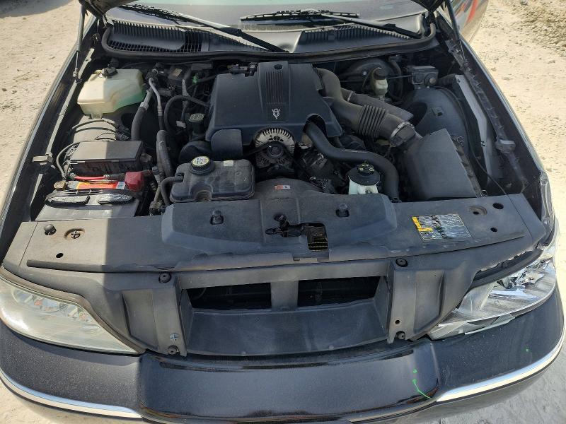 2004 Lincoln Town car Executive