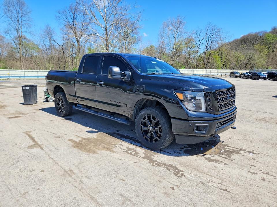 2019 Nissan Titan XD SL