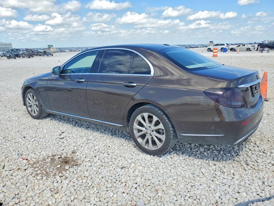 2017 Mercedes-Benz E 300