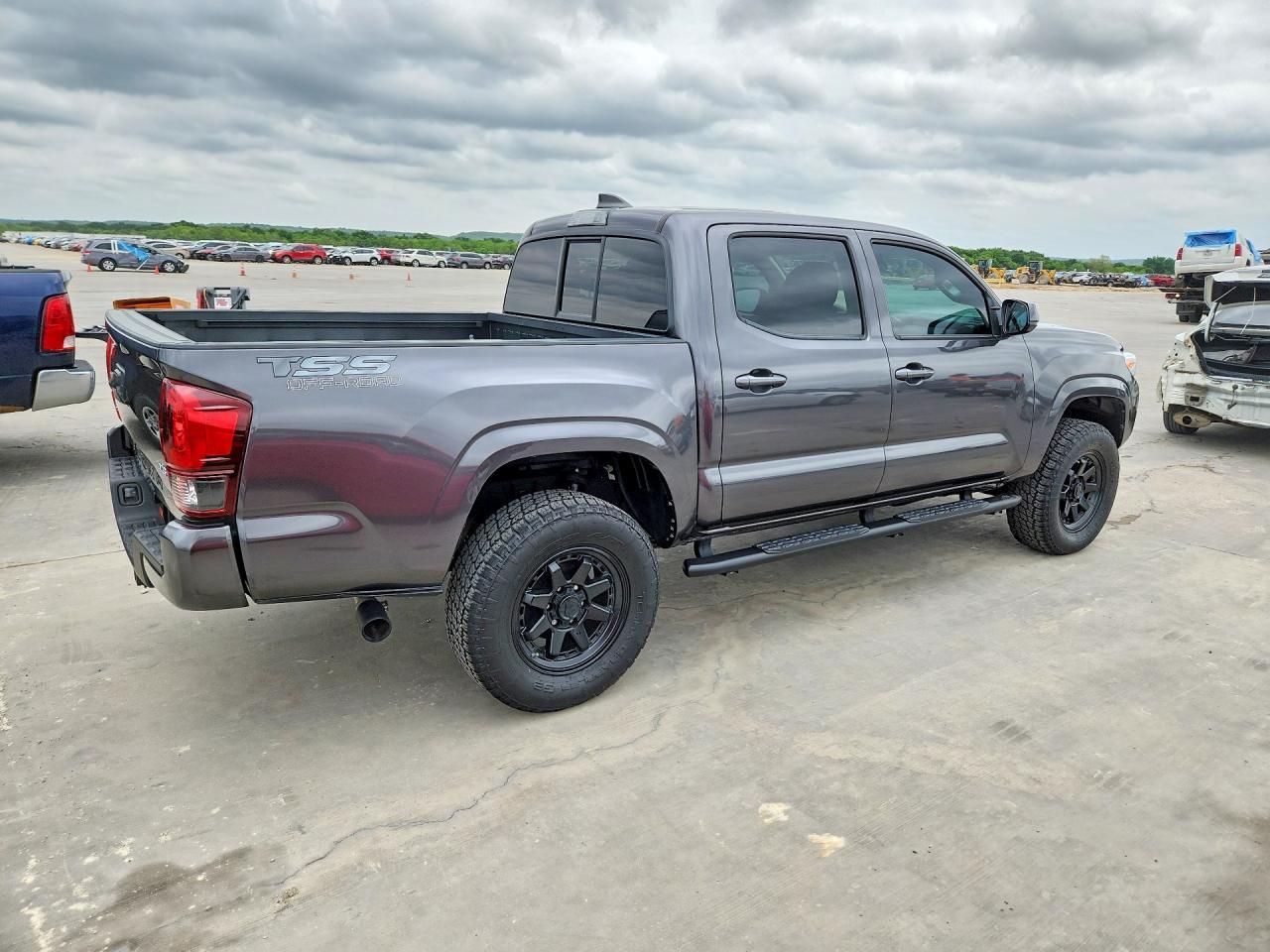 2023 Toyota Tacoma SR V6