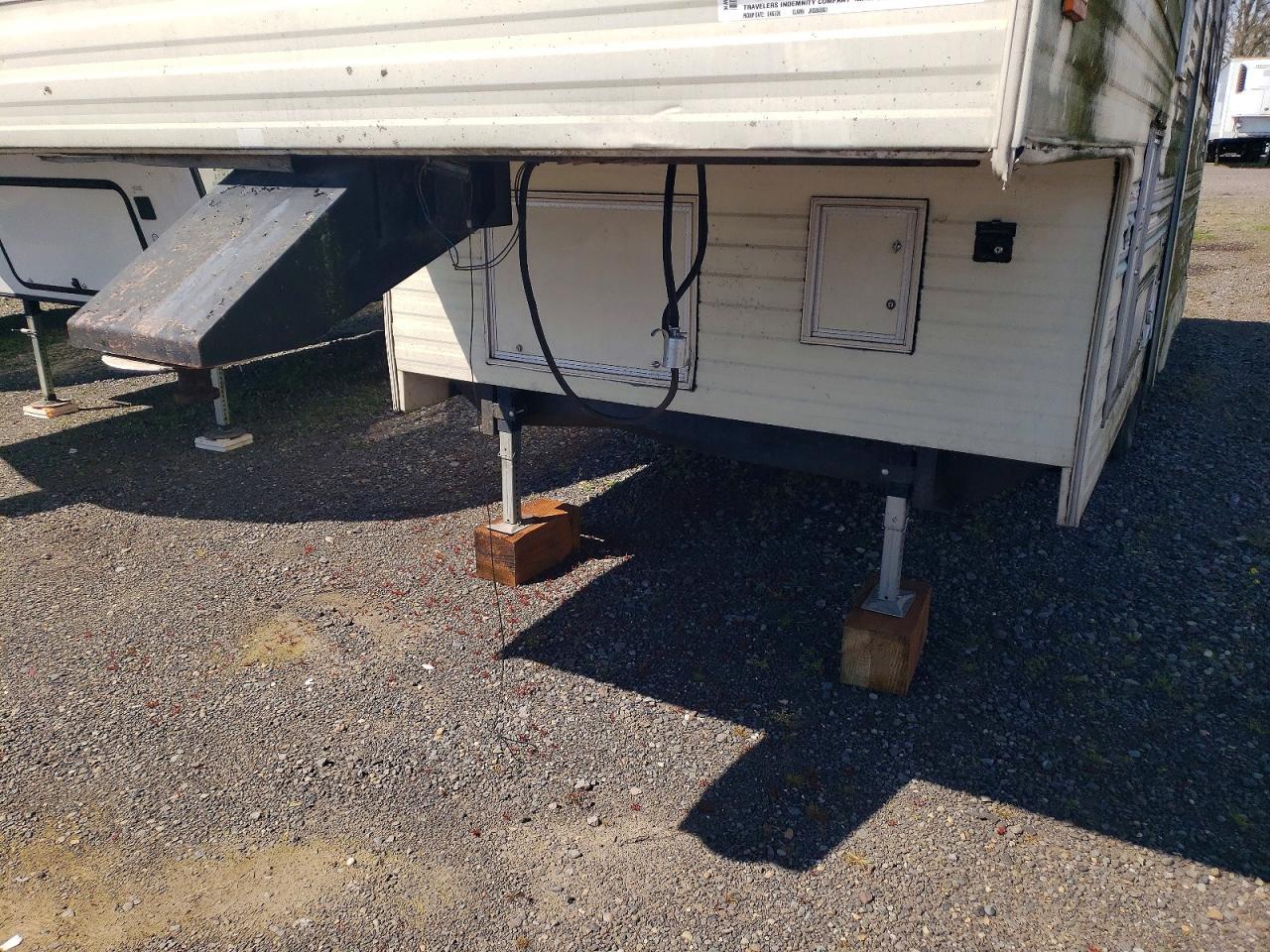 1994 Fleetwood Prowler Camper