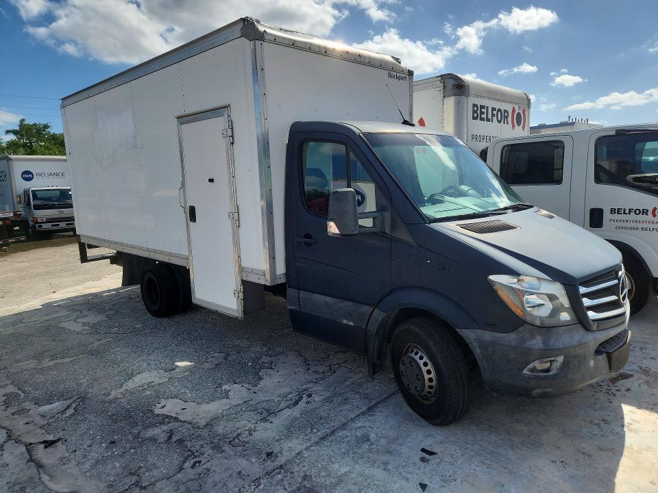 2018 Mercedes-Benz Sprinter box Truck