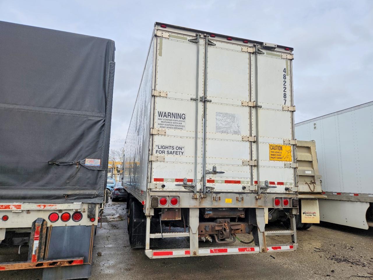 2015 Utility VS2RA DRY Van Trailer