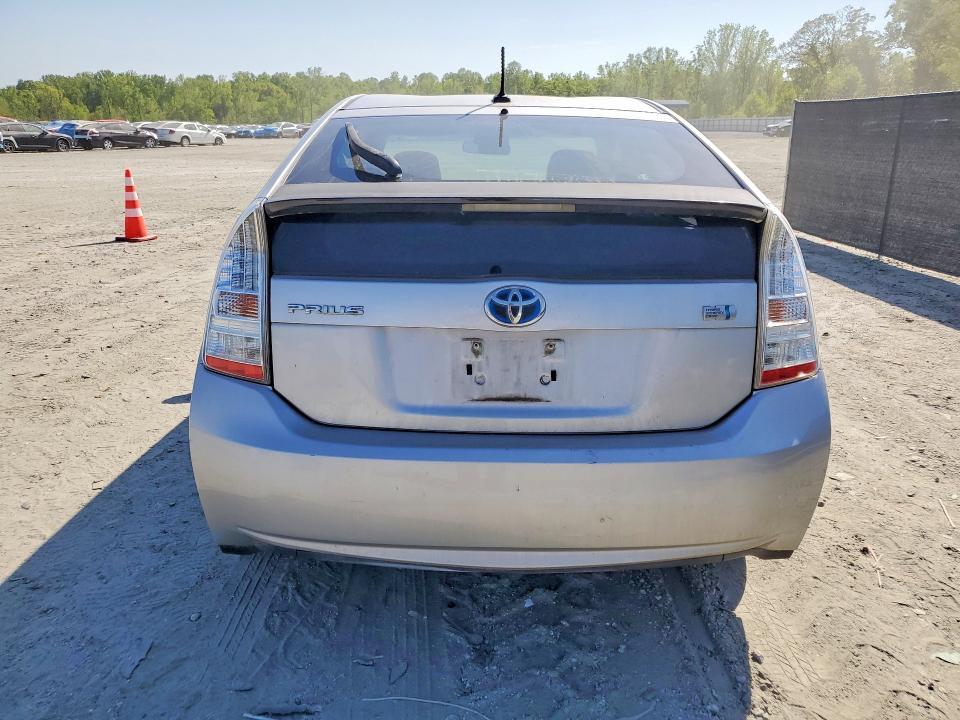 2010 Toyota Prius ii