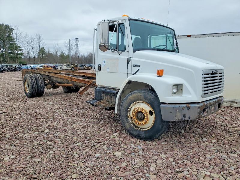 1999 Freightliner Medium Conventional FL70