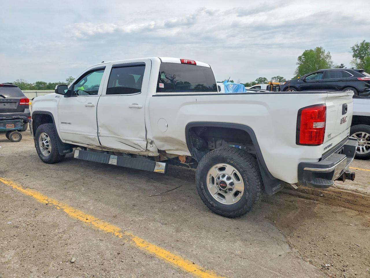 2016 GMC Sierra K2500 SLE