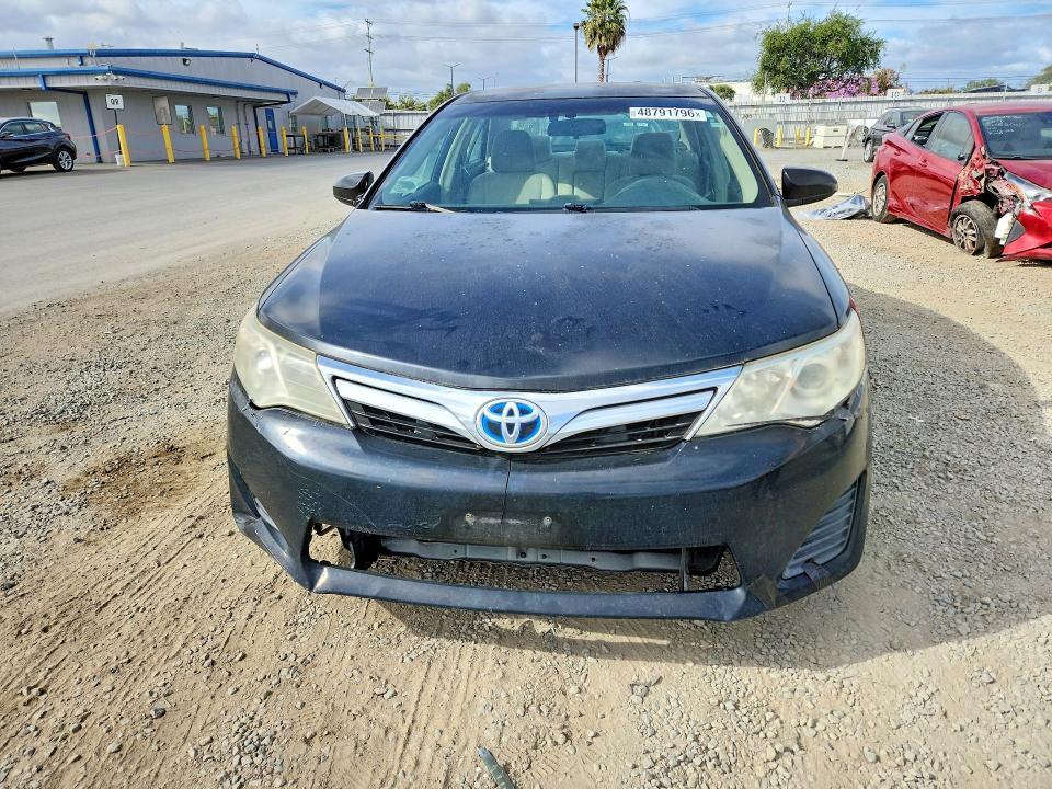 2012 Toyota Camry Hybrid le