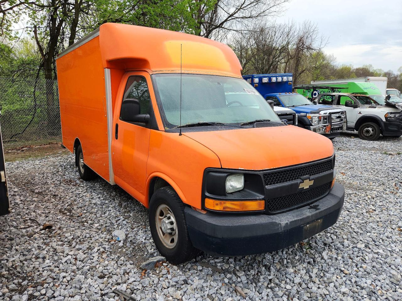 2014 Chevrolet Express Delivery Truck