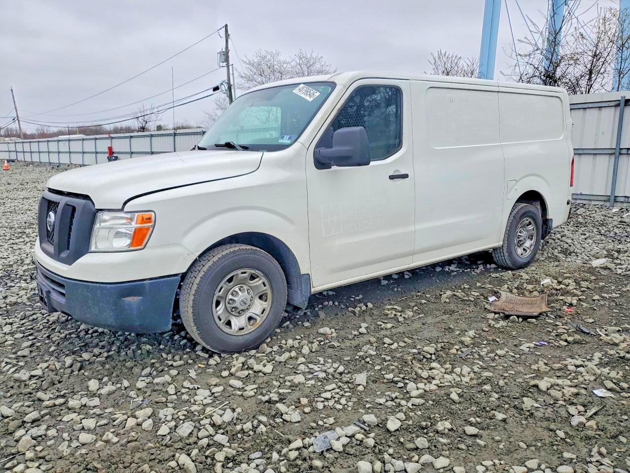 2019 Niss Nv 2500 sv