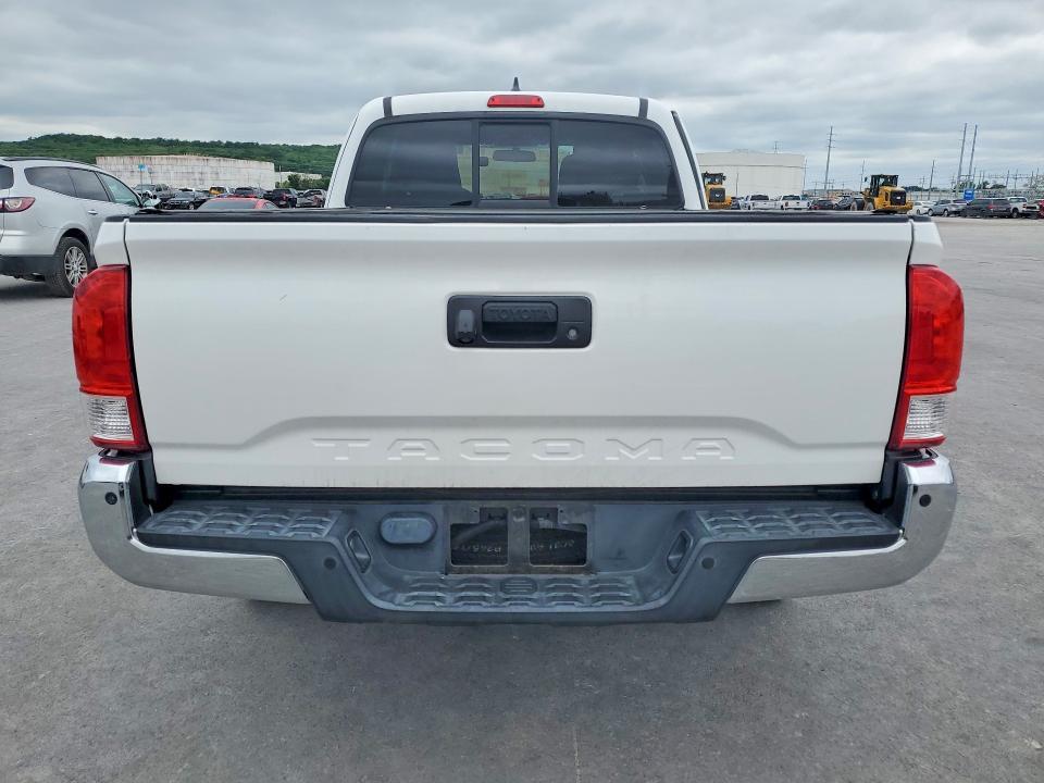 2016 Toyota Tacoma SR5