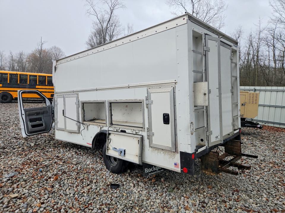 2024 Ford Econoline E450 Super Duty Cutaway van