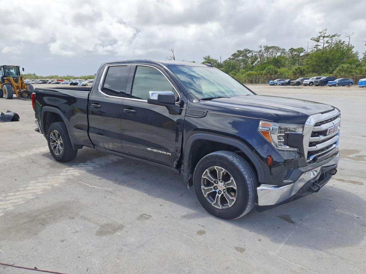 2019 GMC Sierra K1500 SLE