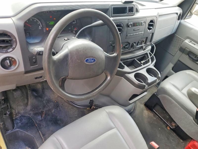 2019 Ford Econoline E450 Super Duty Cutaway Van